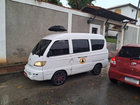 EFFA V27 1.0 8V GASOLINA 4P MANUAL